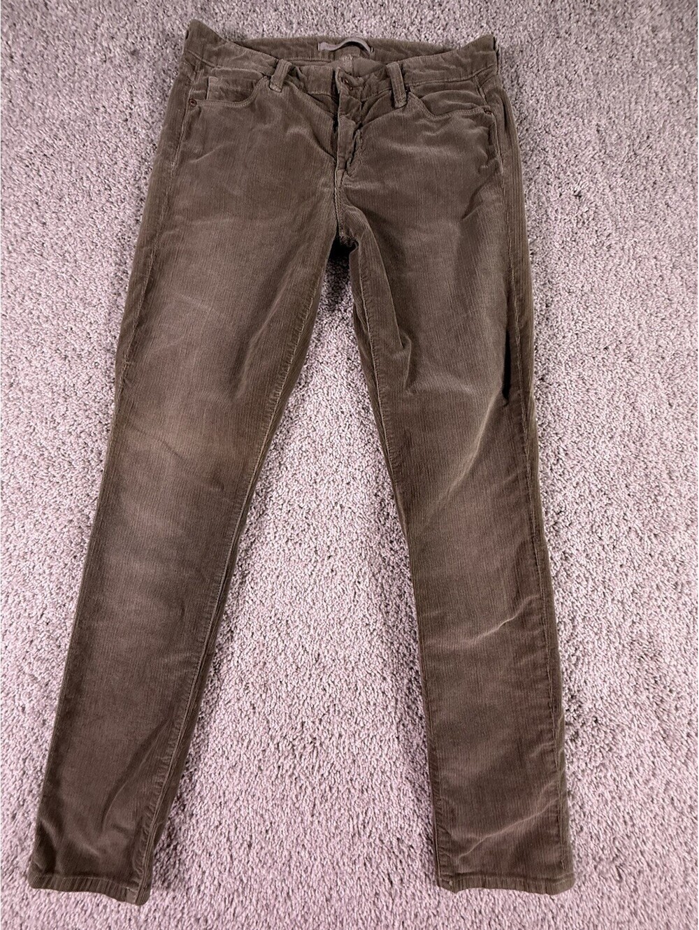 Vince Women’s Corduroy Pants Size 30 Green Tapered Inseam 31